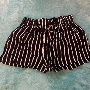 Ambiance apparel black and white stripped flowy shorts
